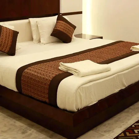 Hindustan- By Backpackers Heaven-3